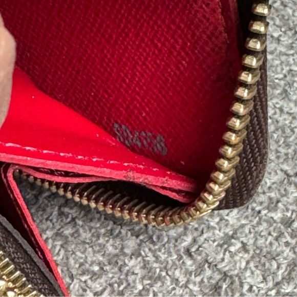 Louis Vuitton Damier Ebene Clemence Wallet - Picture 16 of 16